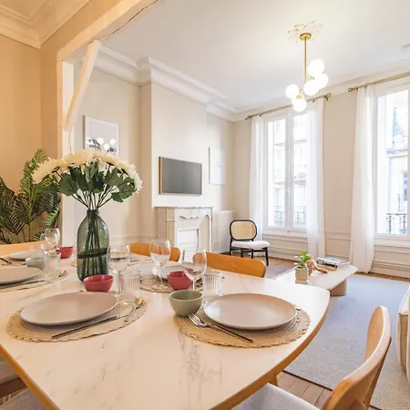 Champagne - Exceptionnel 3 Chambres Apartamento *